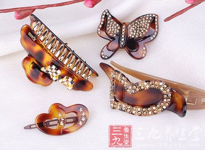 仿真饰品当心铅镉镍超标