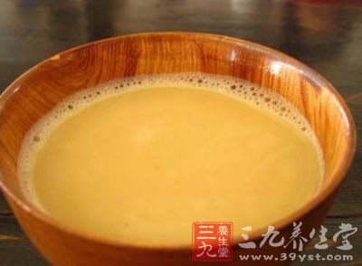 因为茶水里加了酥油,香气和滋味均独具匠心 因为茶水里加了酥油,香气和滋味均独具匠心