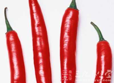 辣椒中产生辣味的物质是一种统称为辣椒素的辣椒碱 辣椒中产生辣味的物质是一种统称为辣椒素的辣椒碱