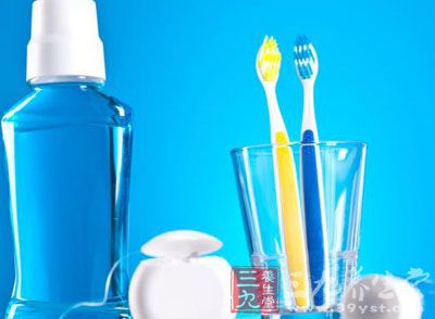 不管是保健性还是治疗性的漱口水