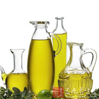 橄榄油带有橄榄果的清香 橄榄油带有橄榄果的清香