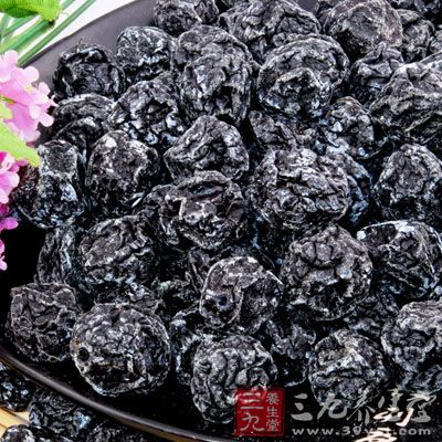 乌梅100克，白芨、苦楝皮