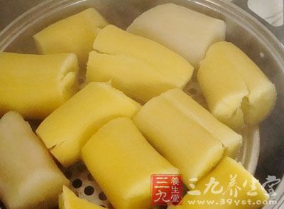 木薯粉是用树薯粉做成的小圆球 木薯粉是用树薯粉做成的小圆球