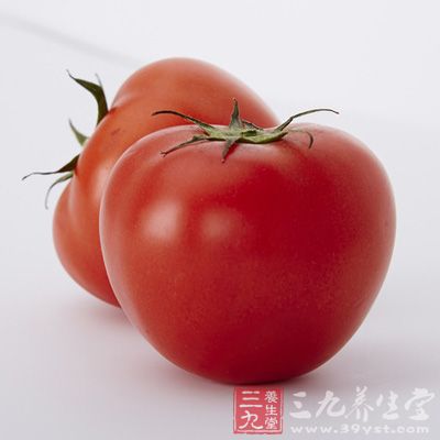 西紅柿和菜花搭配，能充分發(fā)揮其營(yíng)養(yǎng)功效