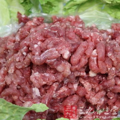 肉料剁碎,菜料剁碎,下锅煸炒出香味之后搅拌均匀冷却制成 肉料剁碎,菜料剁碎,下锅煸炒出香味之后搅拌均匀冷却制成