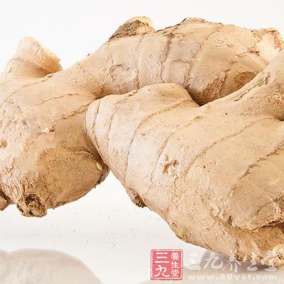 泡椒30克,酱油10克,白砂糖10克,醋10克,姜10克 泡椒30克,酱油10克,白砂糖10克,醋10克,姜10克