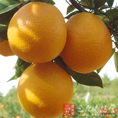 橙花精油(Neroli)能刺激副交感神经，具有镇静放松功效