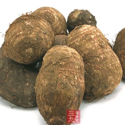 芋頭為堿性食品，能中和體內(nèi)積存的酸性物質(zhì)，調(diào)整人體的酸堿平衡