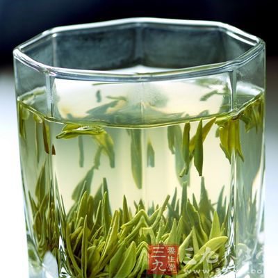 整碎就是茶叶的外形和断碎程度