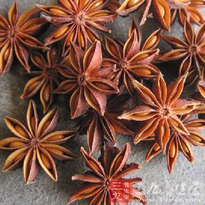 果实含有挥发油,其主要成分为茴香醚(Anethole) 果实含有挥发油,其主要成分为茴香醚(Anethole)