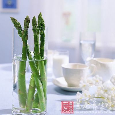 芦笋不仅是一种美容，同时也是养生不可缺少的一种食物