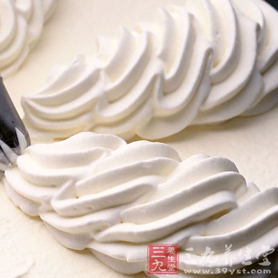 奶油、鱼卵、猪骨等食品 奶油、鱼卵、猪骨等食品