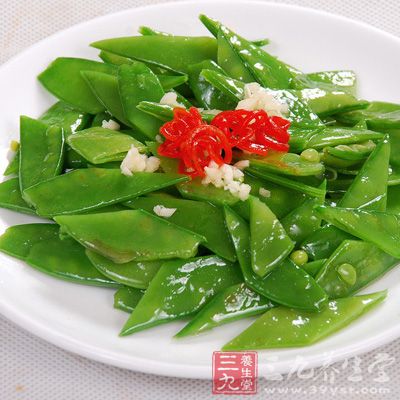 材料：扁豆適量，食用油適量，海鮮醬適量