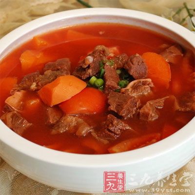 白蘿卜450克，牛肉100克，大蔥15克，姜15克