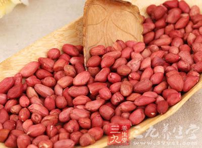 但是霉花生有致癌作用,不宜食 但是霉花生有致癌作用,不宜食