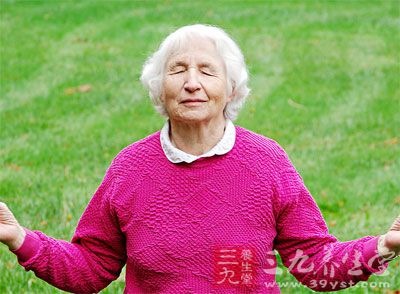 报道称，极草产品被疑没有虫草素，鱼肝油里面没有鱼油