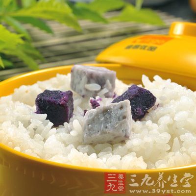 不吃過(guò)冷或過(guò)熱的食物