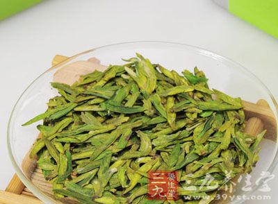 茶叶的咖啡碱能兴奋中枢神经系统