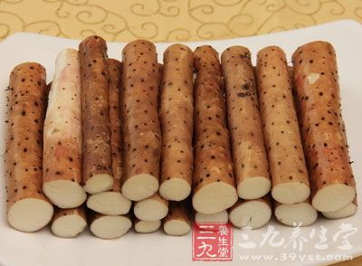 将山药洗净，去皮