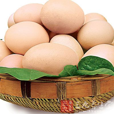 羊奶250毫升,鸡蛋2个,冰糖50克,清水适量 羊奶250毫升,鸡蛋2个,冰糖50克,清水适量