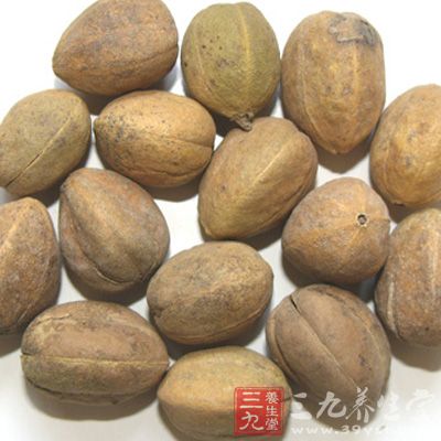 巴豆的药性味辛，热，有大毒。归胃、大肠、肺经