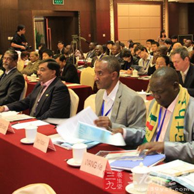 食药监局举办化妆品立法国际研讨会