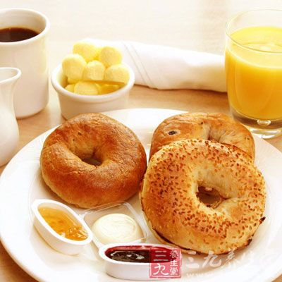 专家称不吃早餐贪吃晚餐都对身体有伤害