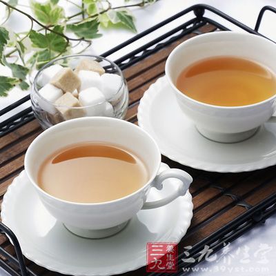 保健茶的种类有:饮用茶汁、以药代茶或以茶汁送药等 保健茶的种类有:饮用茶汁、以药代茶或以茶汁送药等