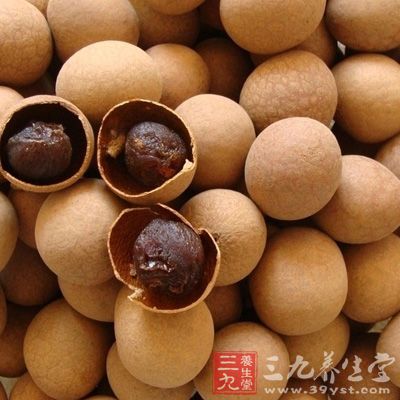 多吃紅棗、桂圓等補血產(chǎn)品