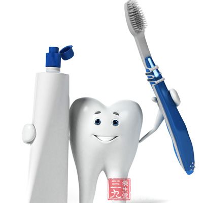 田七牙膏被指磨损牙齿