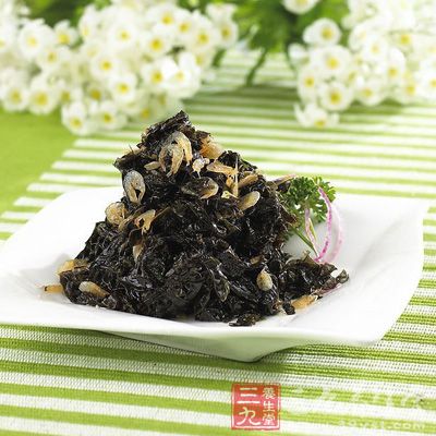 紫菜15克，小虾皮20克，鸡蛋1个