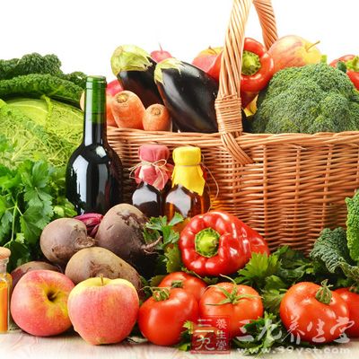 建议大家最好是每天可以至少食用400克的水果和蔬菜