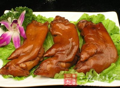 专家解释 吃猪蹄不能补胶原蛋白 专家解释 吃猪蹄不能补胶原蛋白