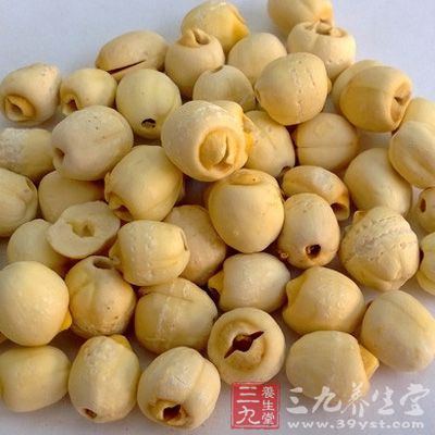 烏雞1只，香菇50g，蓮子100g