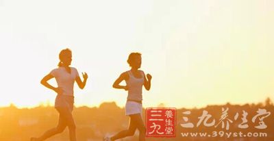 运动后食用氨基酸,能够让运动效果事半功倍 运动后食用氨基酸,能够让运动效果事半功倍