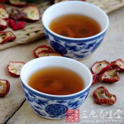 濾去藥渣，加入蜂蜜，倒入保溫杯中代茶飲用，每天1劑