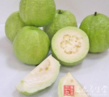 番石榴中的各種營(yíng)養(yǎng)物質(zhì)還具有非常有效的美容養(yǎng)顏?zhàn)? title=