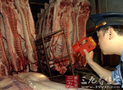 两河南籍肉贩在随州冒用检疫证明销售问题猪肉