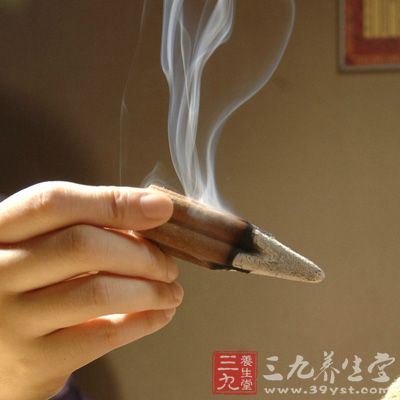 艾灸是治疗鼻炎的一种常见方法