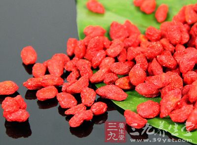 枸杞滋补的同时有温热身体的效果_2