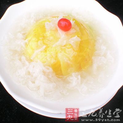 銀耳蛋花羹是補(bǔ)氣益氣的保養(yǎng)佳品