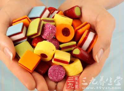 研究称<em>少女</em>摄取过多糖分将提前来<em>月经</em> - 三九养