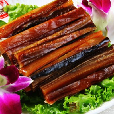 鳝鱼1000克，党参10克