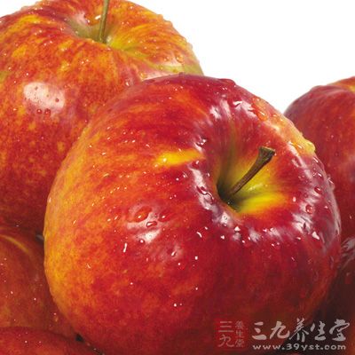 每百克苹果含果糖6.5~11.2g 每百克苹果含果糖6.5~11.2g