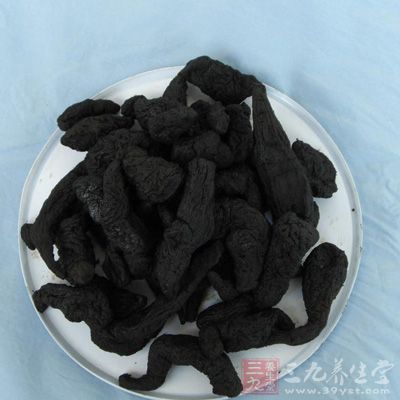 熟地黃味甘微溫質(zhì)潤，入肝腎二經(jīng)，既善補血滋陰