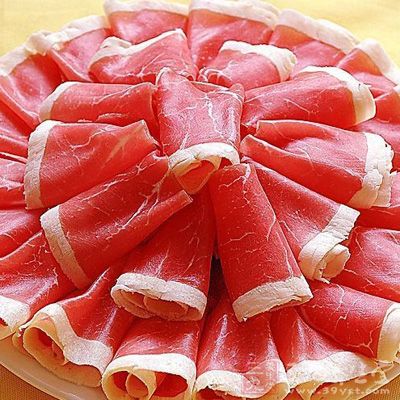 狗肉、羊肉、牛肉、鹿肉的御寒效果较好