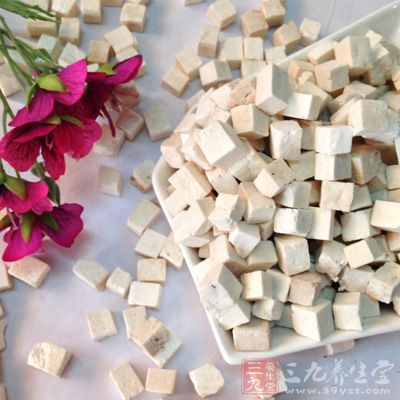 茯苓香菇饭(《实用防癌保健及食疗方》) 茯苓香菇饭(《实用防癌保健及食疗方》)