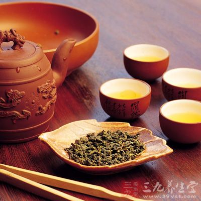 茶含有人体需要的多种维他命和微量元素 茶含有人体需要的多种维他命和微量元素