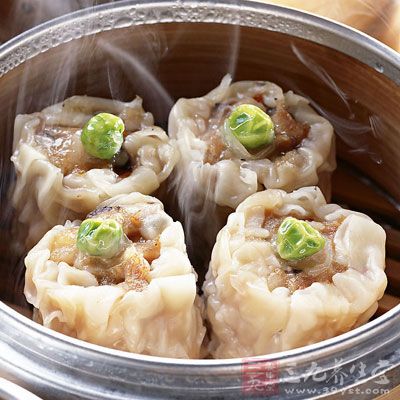 济南警方查获非法使用含铝泡打粉包子店