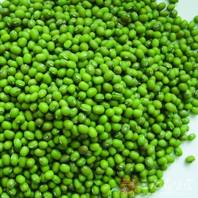 绿豆:有助于排泄体内毒物 绿豆:有助于排泄体内毒物